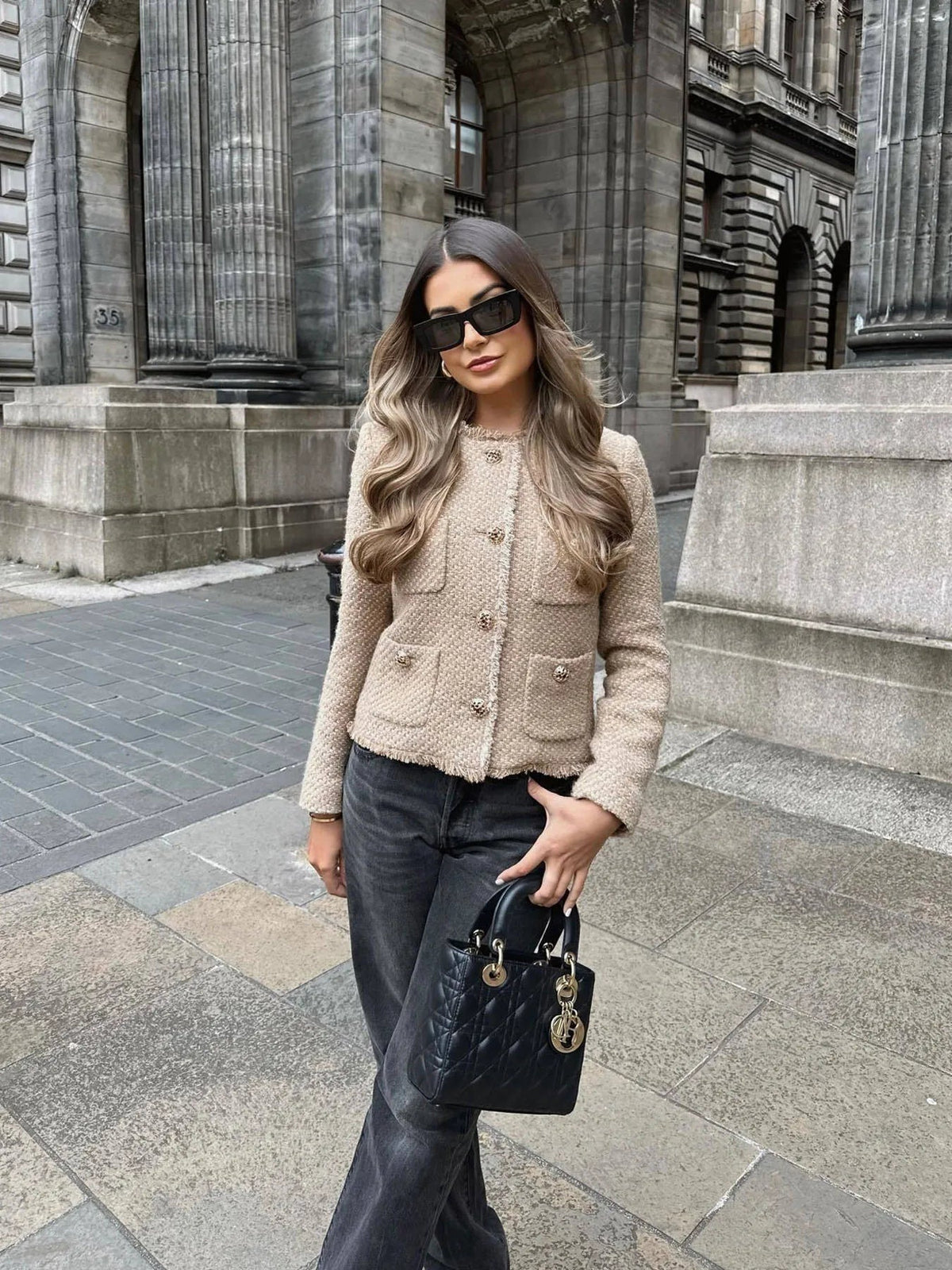 Chaqueta de Tweed Corta con Botones