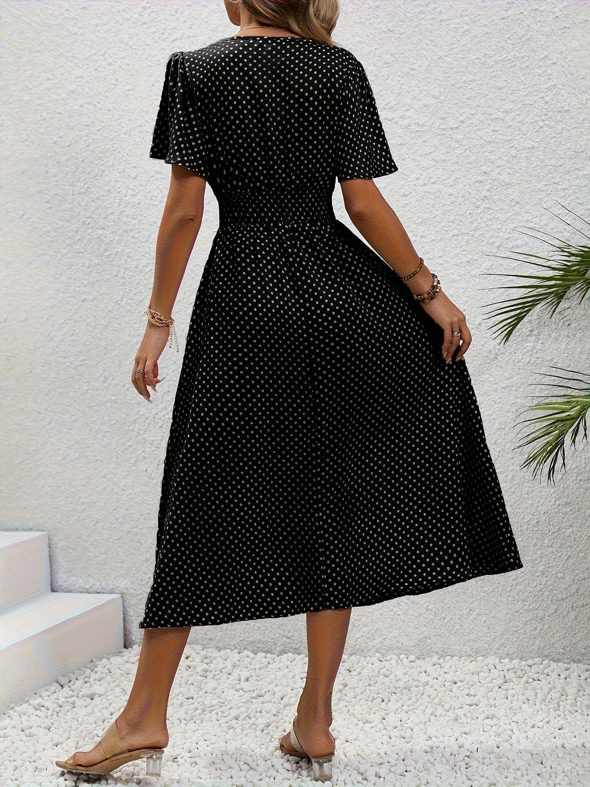 Vestido Chic de Lunares