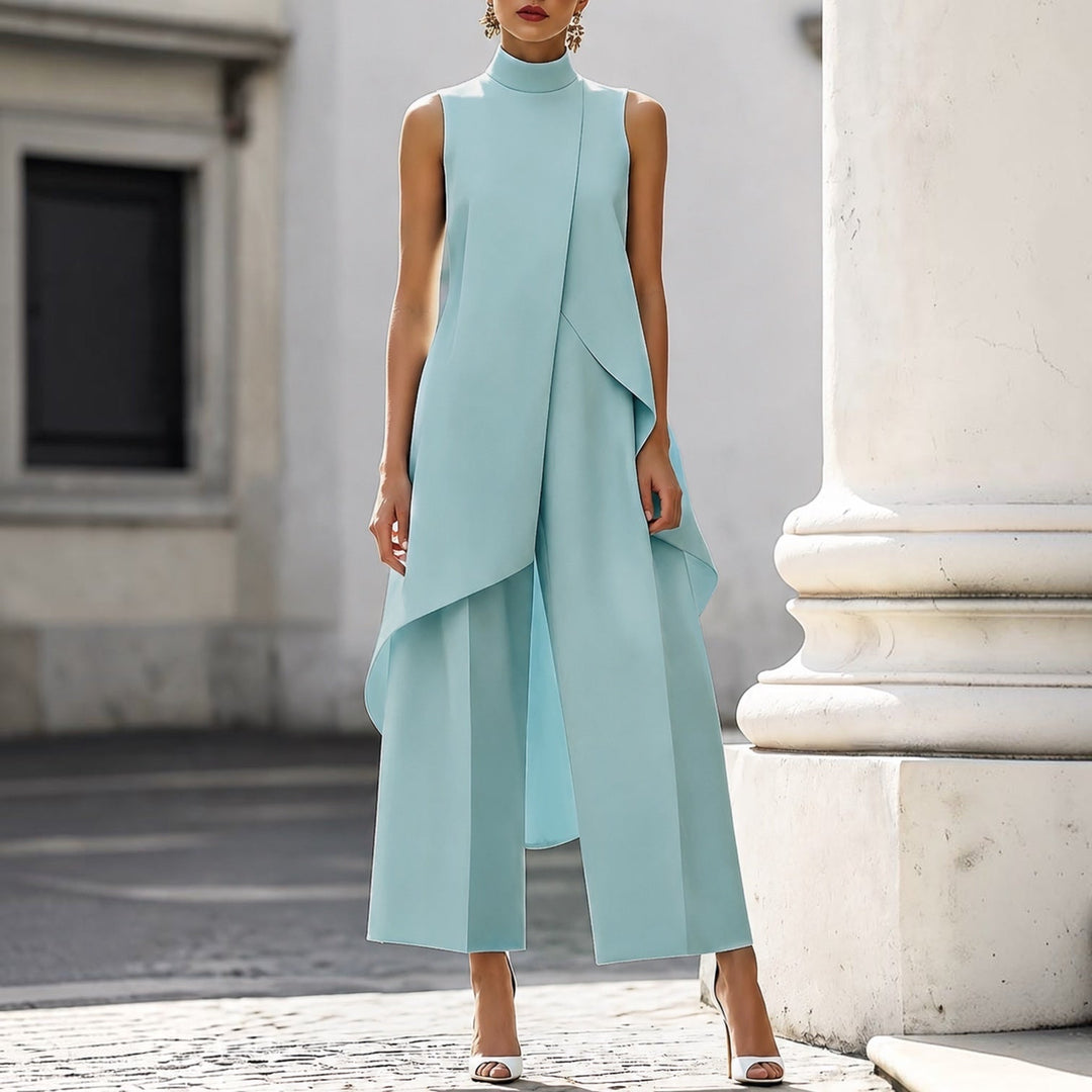 Mono Elegante de Cuello Alto y Top Drapeado