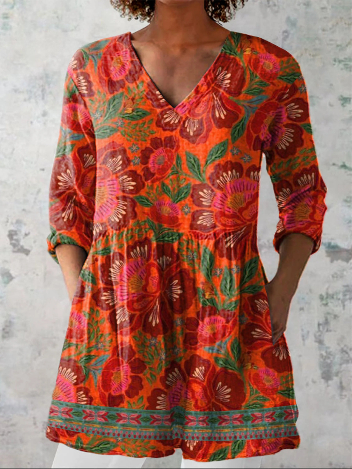 Blusa Amplia con Diseño Llamativo