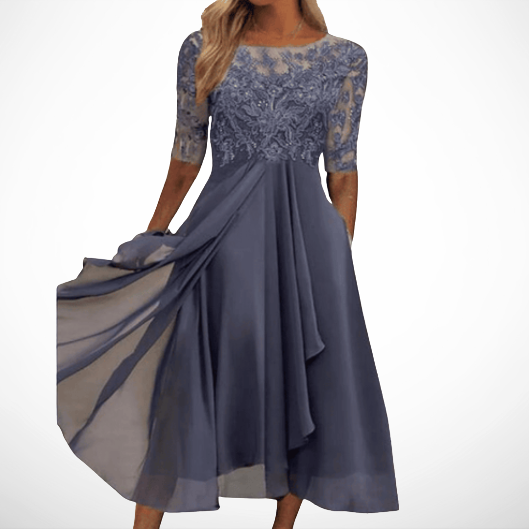Vestido Elegante de Encaje