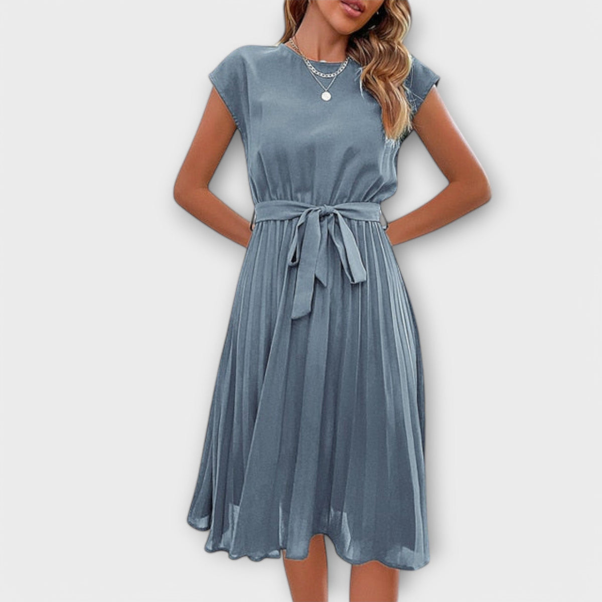 Vestido Midi Plisado de Verano
