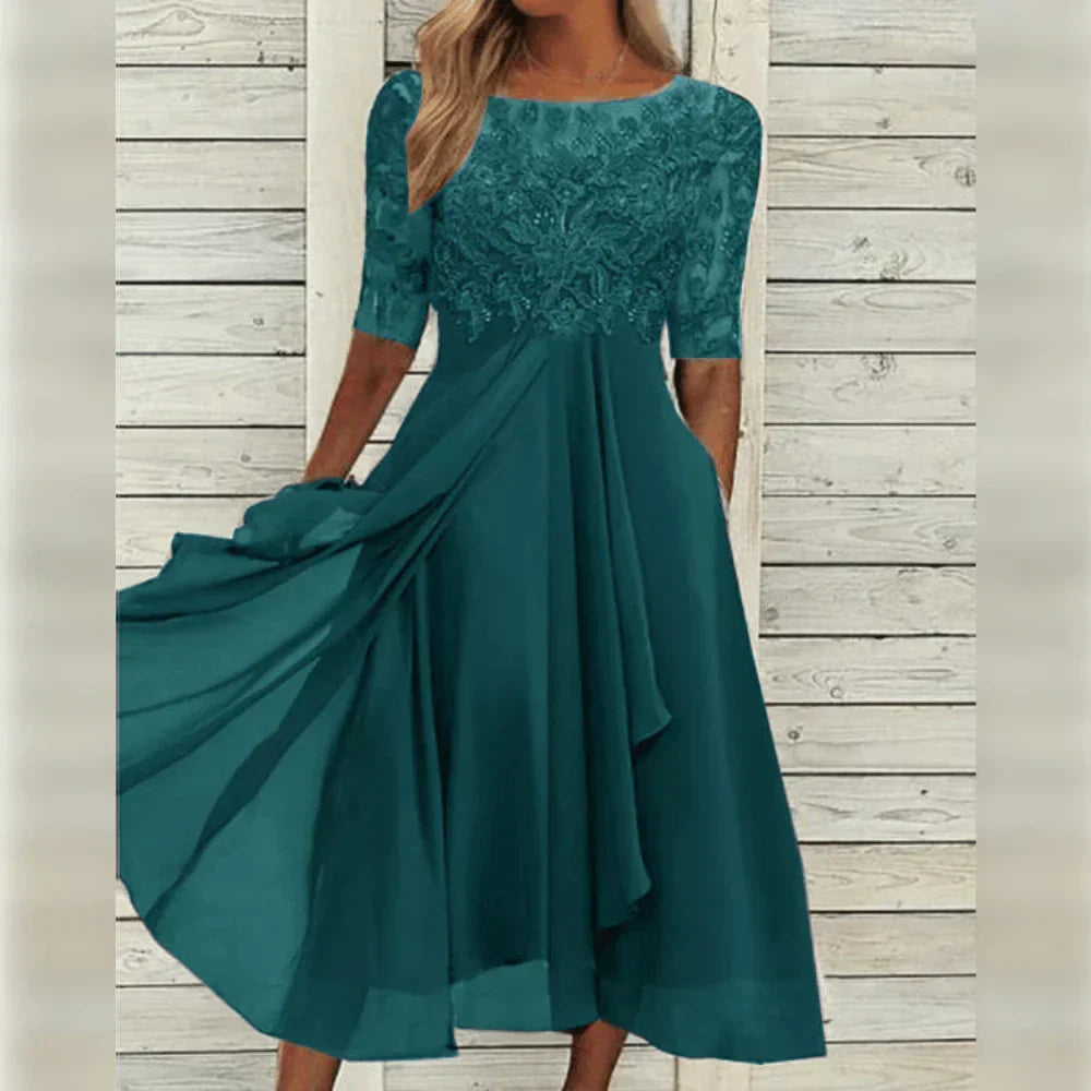 Vestido Elegante de Encaje