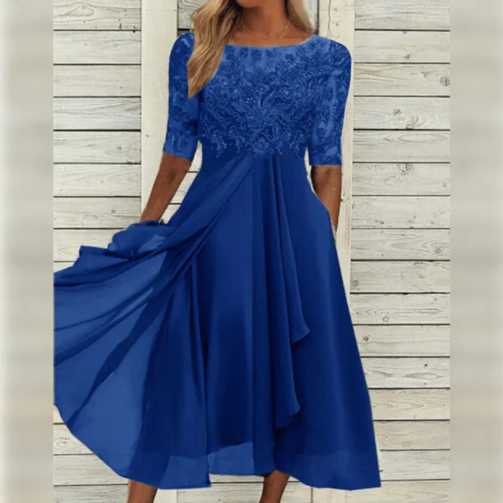 Vestido Elegante de Encaje