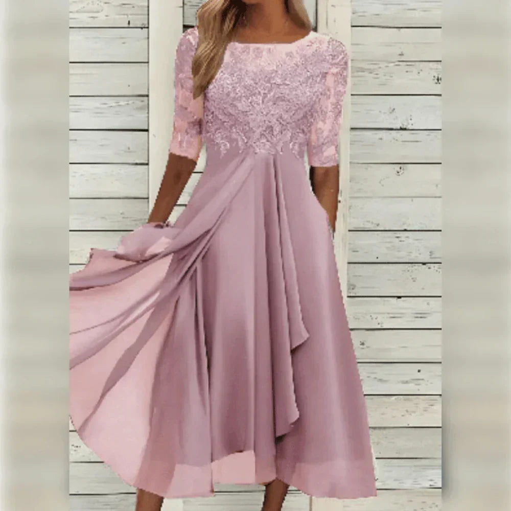 Vestido Elegante de Encaje