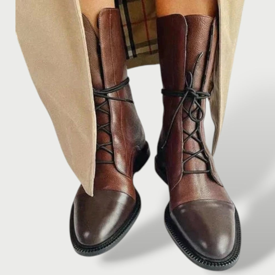 Botas de Piel con Cordones Caña Media Cap-Toe