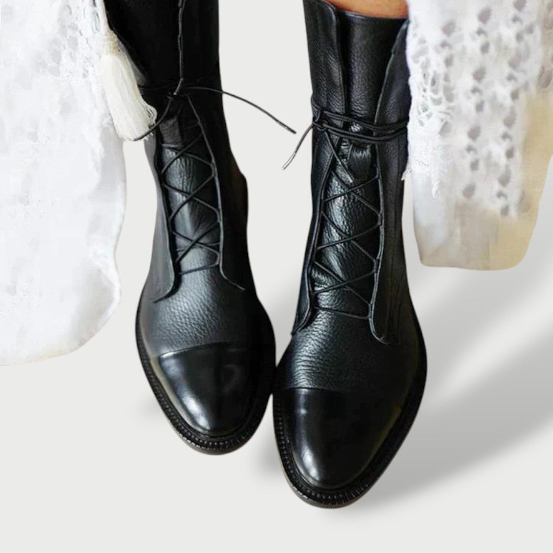 Botas de Piel con Cordones Caña Media Cap-Toe