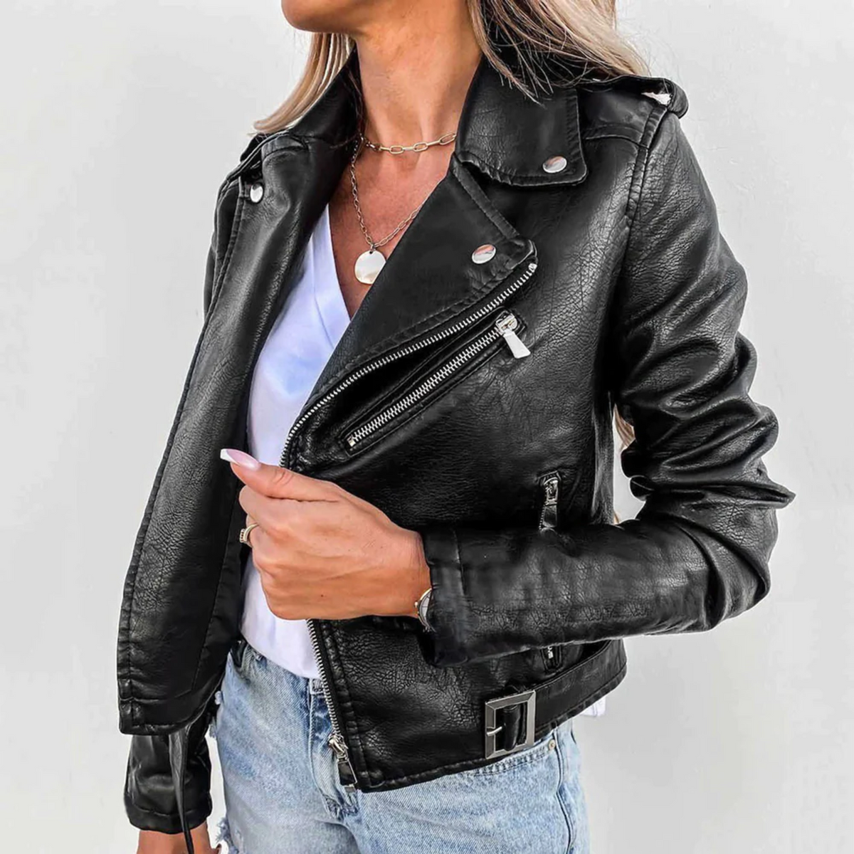 Cazadora Biker de Polipiel con Cinturón