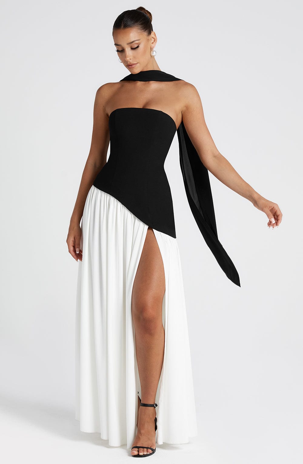 Vestido Maxi Bustier con Falda Fluida