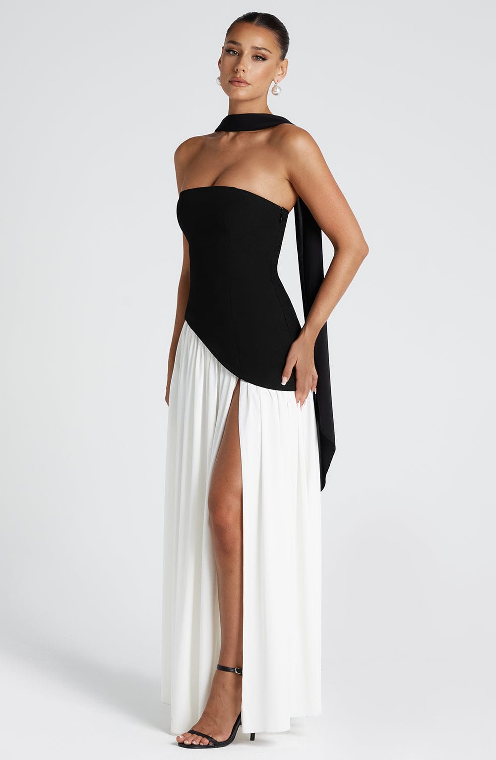 Vestido Maxi Bustier con Falda Fluida