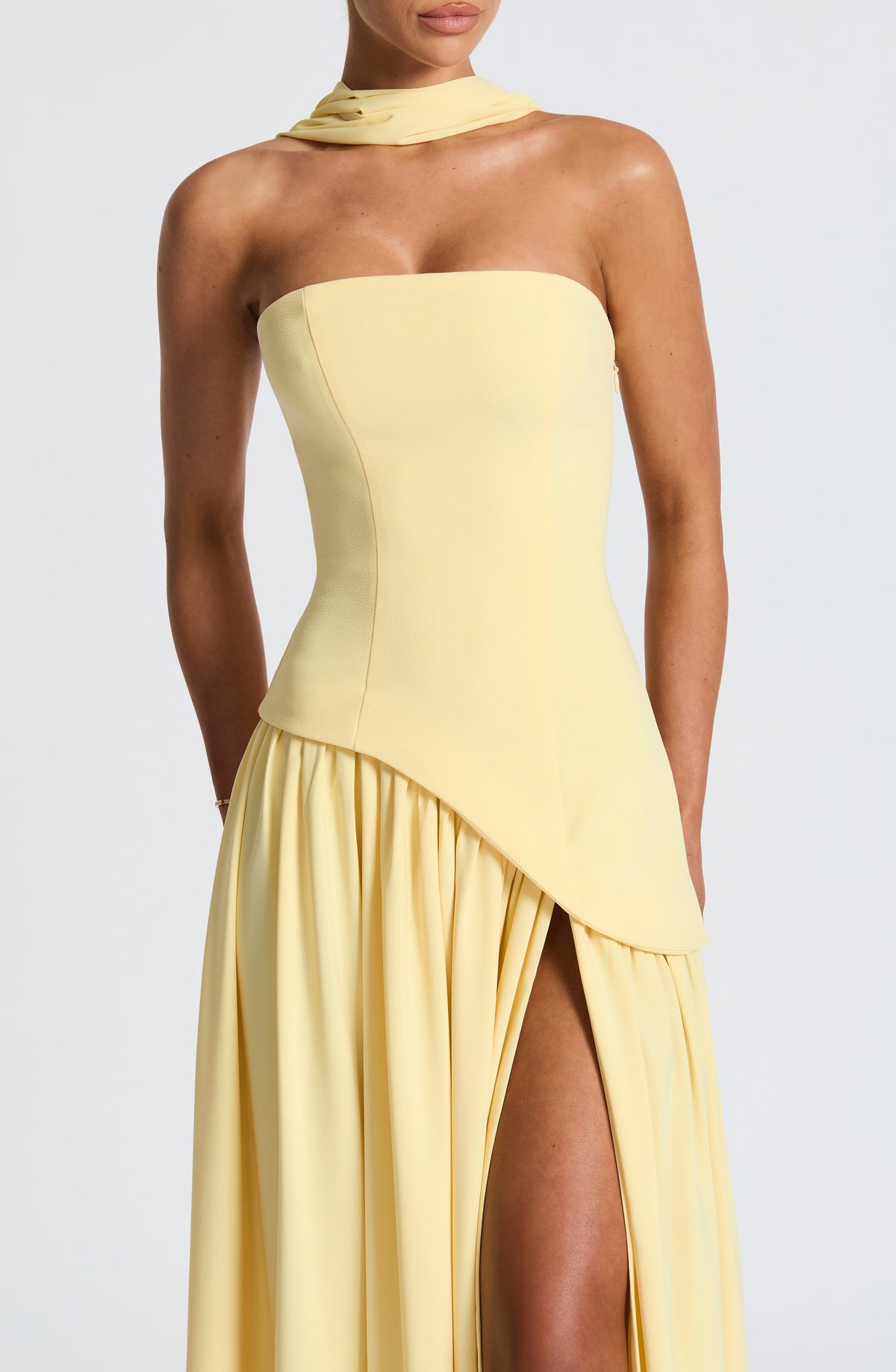 Vestido Maxi Bustier con Falda Fluida